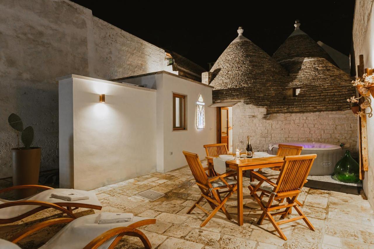 Milestones Modern Suite Trullo Jacuzzi Spa & Relax Альберобелло Экстерьер фото